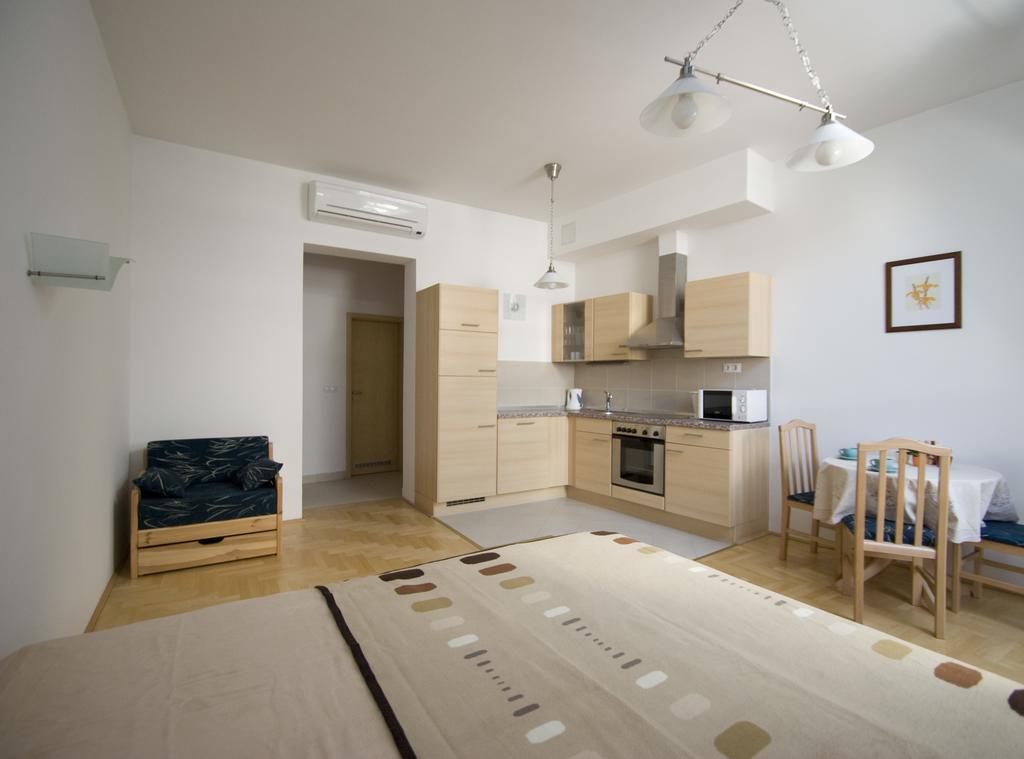 Gozsdu Spacious Apartment Budapest Habitación foto